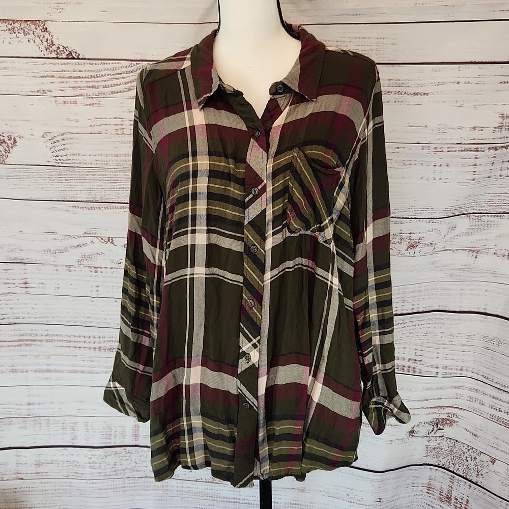 Motherhood maternity flannel button down shirt